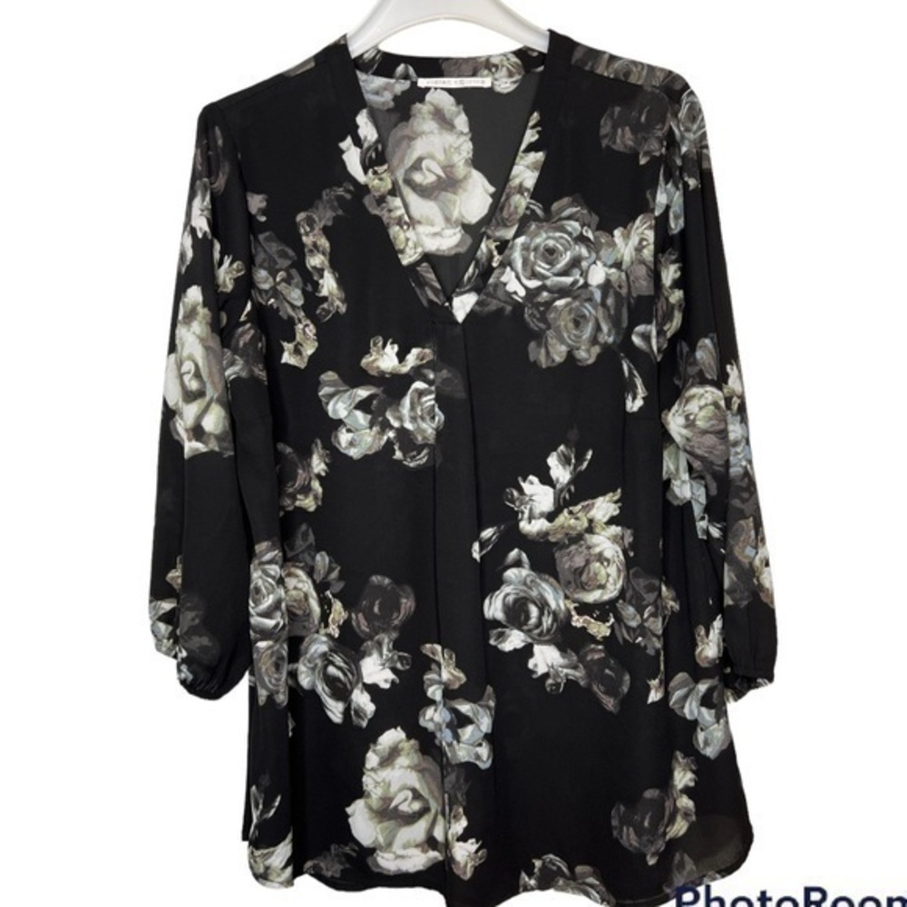 Violet + Claire rose v-neck tunic